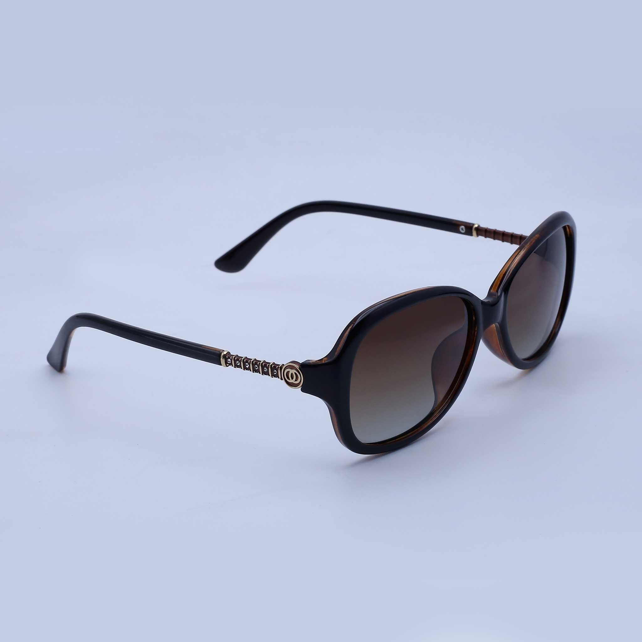 Sunglasses 74